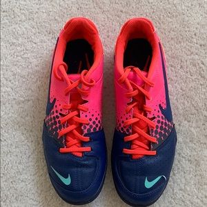 Girls soccer shoes